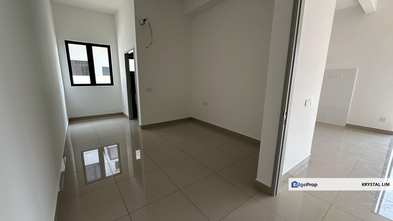 Sejati Lakeside 2 (Semi-D Corner), Selangor, Sepang