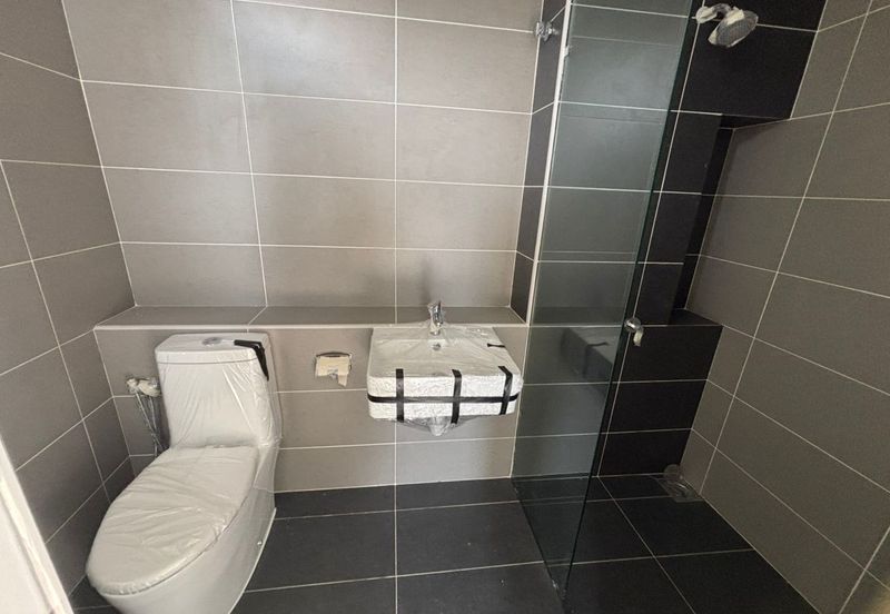 Reef Of Tropics, Setia Eco Glades