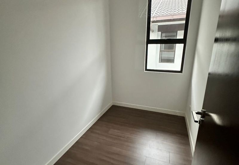 The Mulia Residences (Bare unit for RENT)