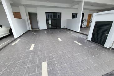 Reef Of Tropics, Setia Eco Glades