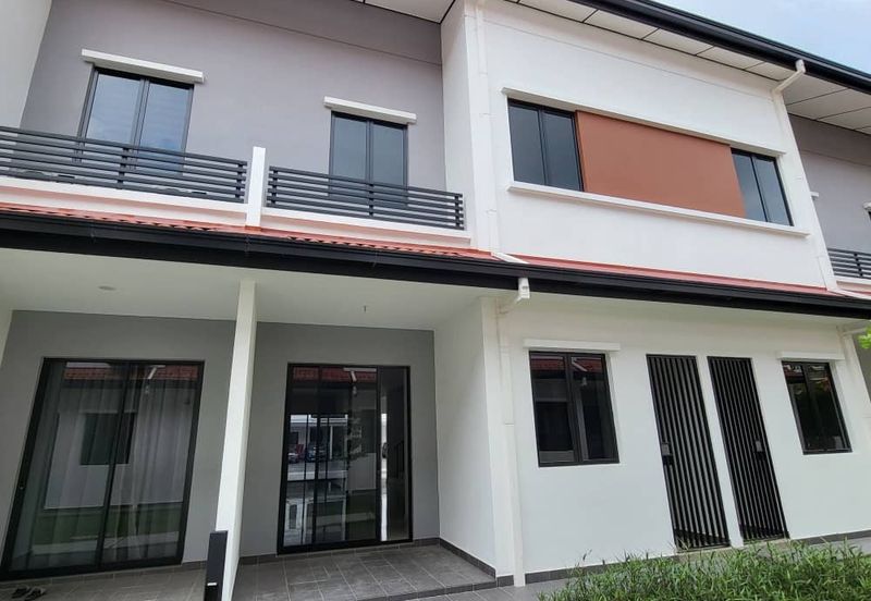 Reef Of Tropics, Setia Eco Glades