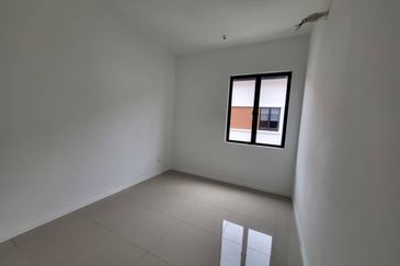 Reef Of Tropics, Setia Eco Glades