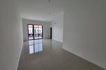 Reef Of Tropics, Setia Eco Glades