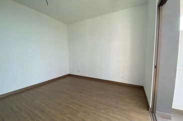 Lake Point Residence