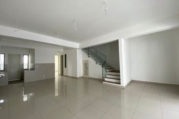 Lake Point Residence