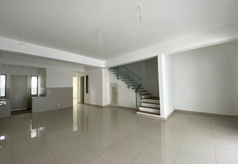 Lake Point Residence