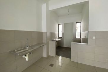 Lake Point Residence