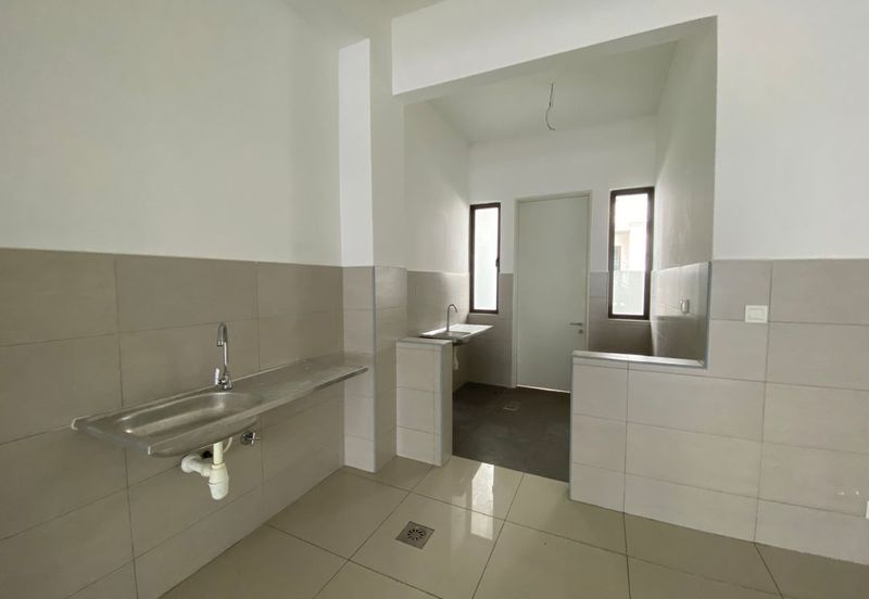 Lake Point Residence