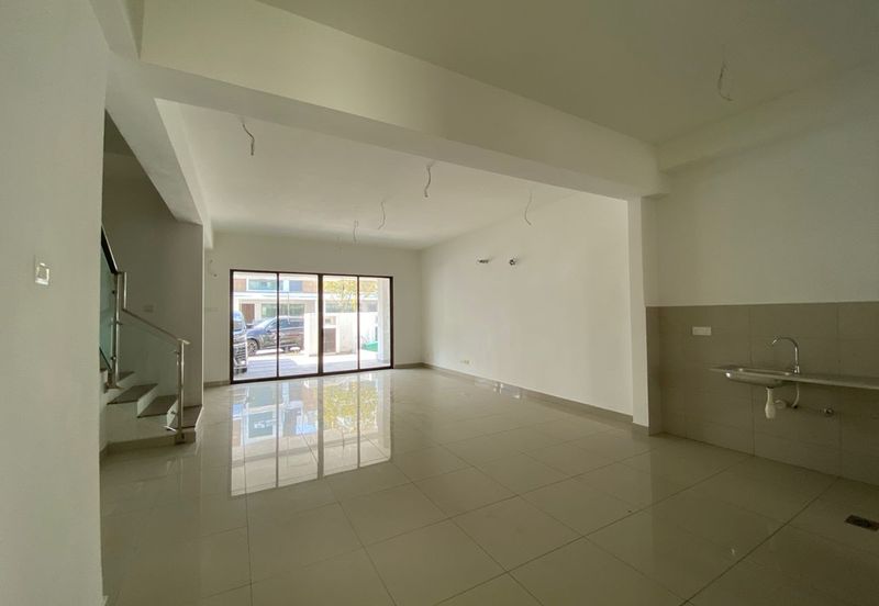 Lake Point Residence