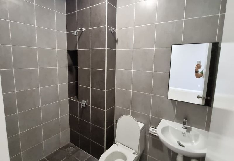 Reef Of Tropics, Setia Eco Glades