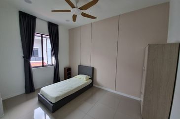 Reef Of Tropics, Setia Eco Glades