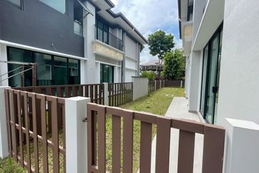 Isle of Botanica, Setia Eco Glades