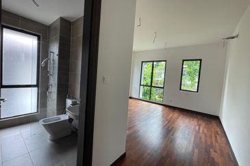 Isle of Botanica, Setia Eco Glades