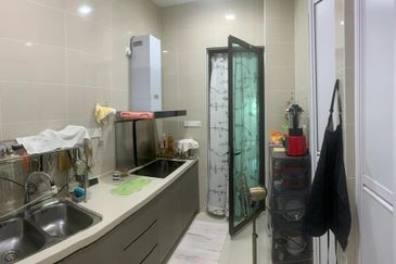 Isle of Kamares, Setia Eco Glades