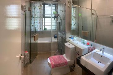 Isle of Kamares, Setia Eco Glades