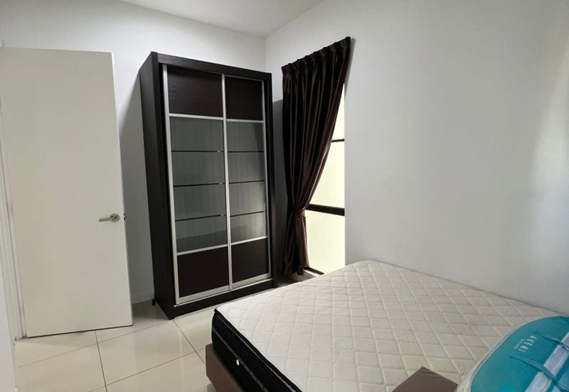 Isle of Kamares, Setia Eco Glades