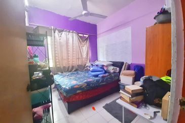 Taman Pulai Utama Flat