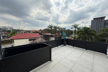 Taman Austin Heights