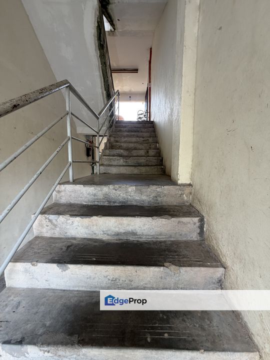 275000 Lily Jasmine Non Bumi Lot, Johor, Tampoi