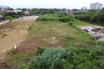 PUCHONG KG SERI AMAN HILIR Jalan Seri Aman Hilir