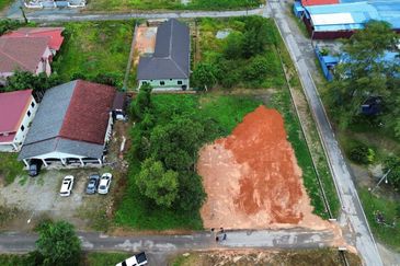 TELUK RAMNUNIA Tanah Kurnia Bumi