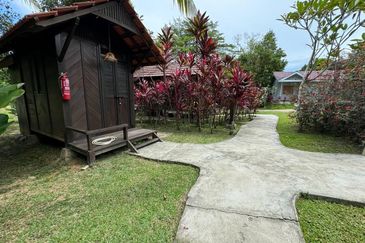 TANJUNG SEDILI BISNES RESORT UNTUK DIJUAL