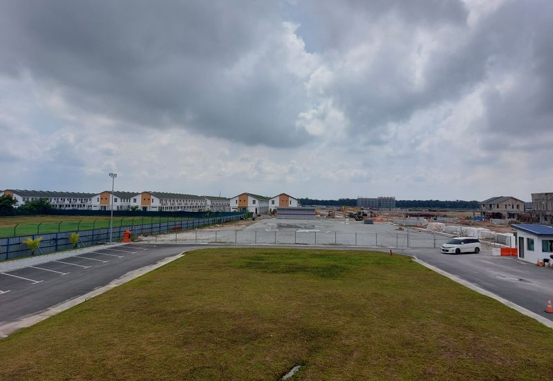 Blossom, Scientex Jenjarom