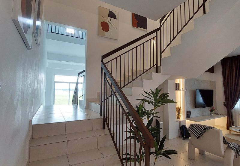 Blossom, Scientex Jenjarom