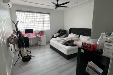 Jalan Prima Saujana 1/2H