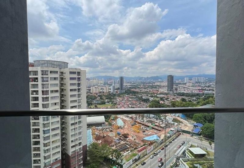 Infiniti 3 Residences