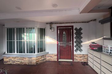 Jalan Prima Saujana 1/2H