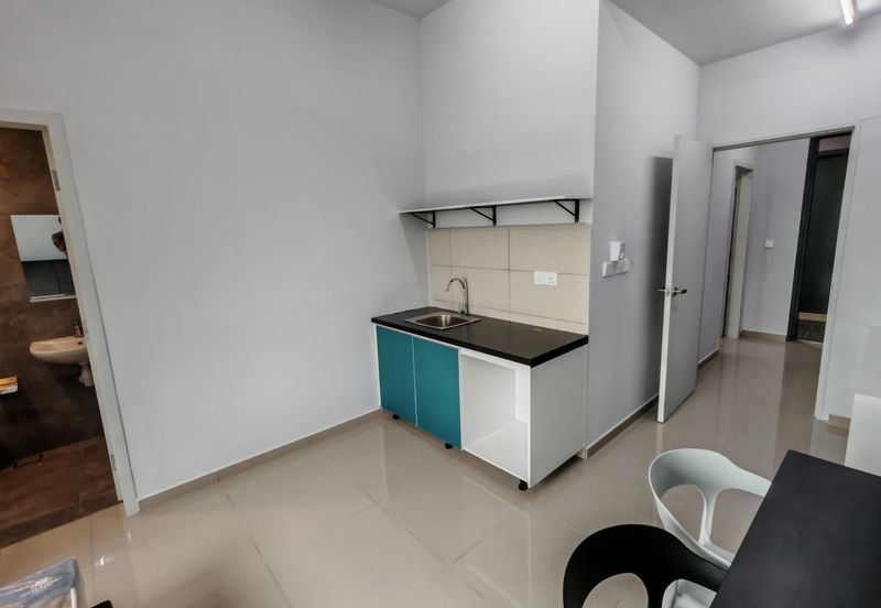 KOMPLEKS MIDLANDCITY