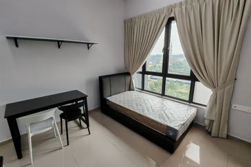 KOMPLEKS MIDLANDCITY