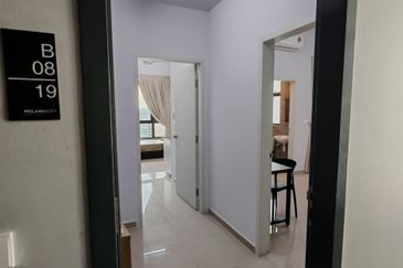 KOMPLEKS MIDLANDCITY