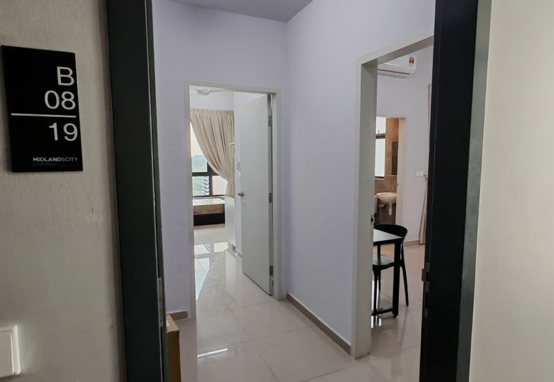 KOMPLEKS MIDLANDCITY