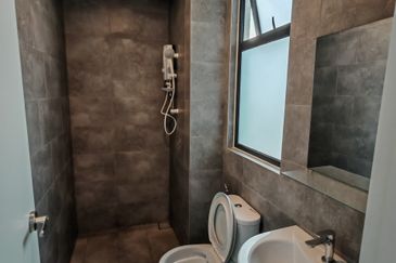 KOMPLEKS MIDLANDCITY