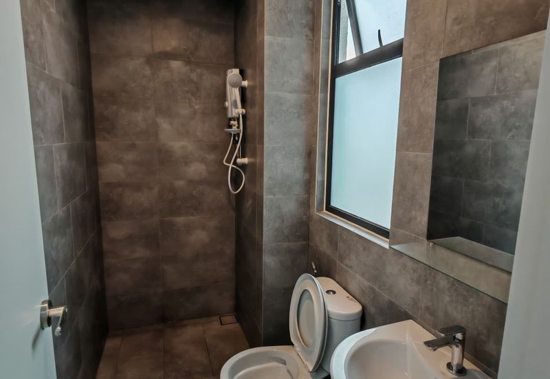 KOMPLEKS MIDLANDCITY