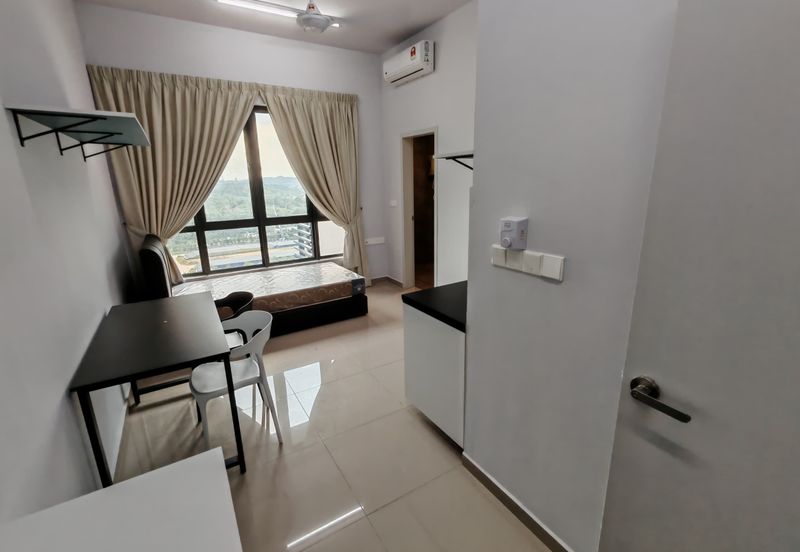 KOMPLEKS MIDLANDCITY