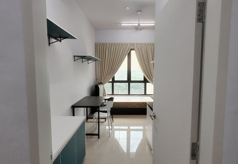 KOMPLEKS MIDLANDCITY