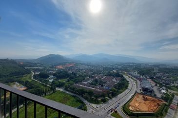 KOMPLEKS MIDLANDCITY