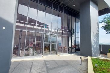 KOMPLEKS MIDLANDCITY