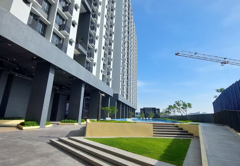 KOMPLEKS MIDLANDCITY