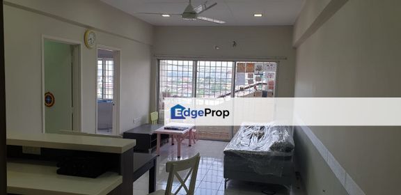 Apartment with lift - Partly furnished, Kuala Lumpur, Technology Park Malaysia 