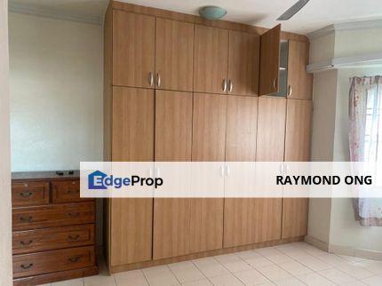 Corner unit - 1286sf - Low floor with Lift - Facing pool, Selangor, Seri Kembangan