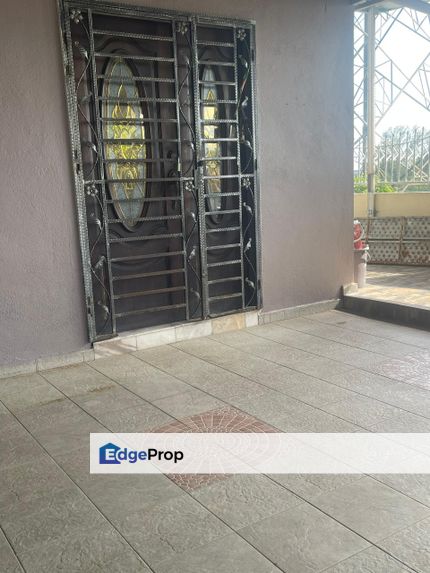 2 storey house - 4 rooms - Aircond Kitchen cabinets, Selangor, Shah Alam