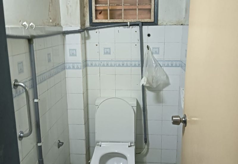 Subang Perdana Goodyear Court 5