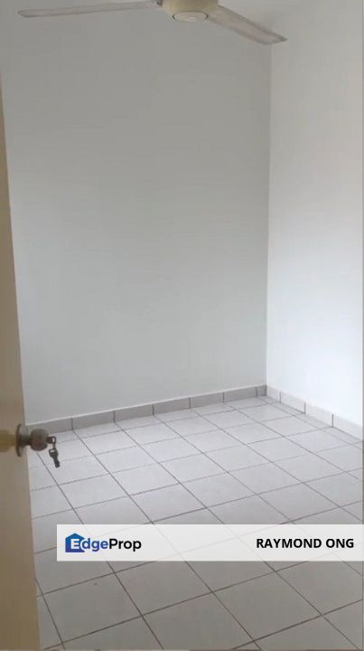 Goodyear Court 5 Subang Jaya USJ - Apartment For Sale – next to LRT Taipan, Fully Tiled, Gated Guarded, Selangor, USJ