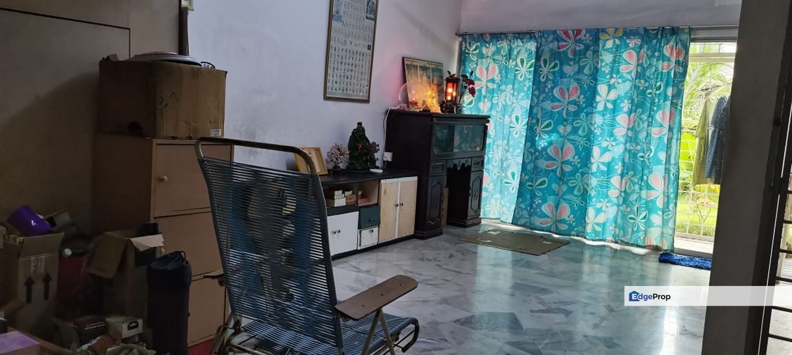 Taman Kinrara TK 2 - Puchong Double storey house for sale - Basic - near banks, pasar pagi, restaurant, Selangor, Puchong