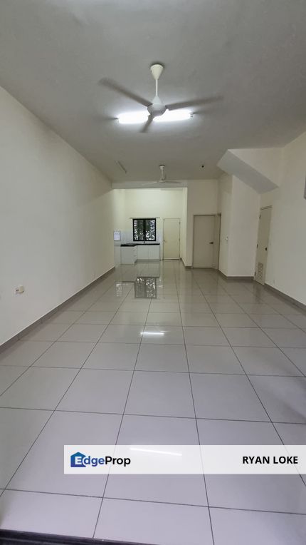 Monet Lily for rent, Selangor, Sepang