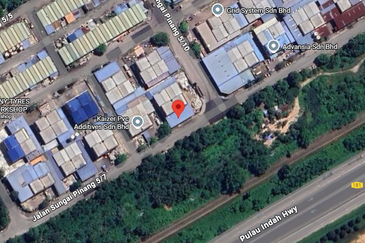 1.5 Storey Semi D Factory, Taman Perindustrian Pulau Indah. Pelabuhan Klang, Selangor